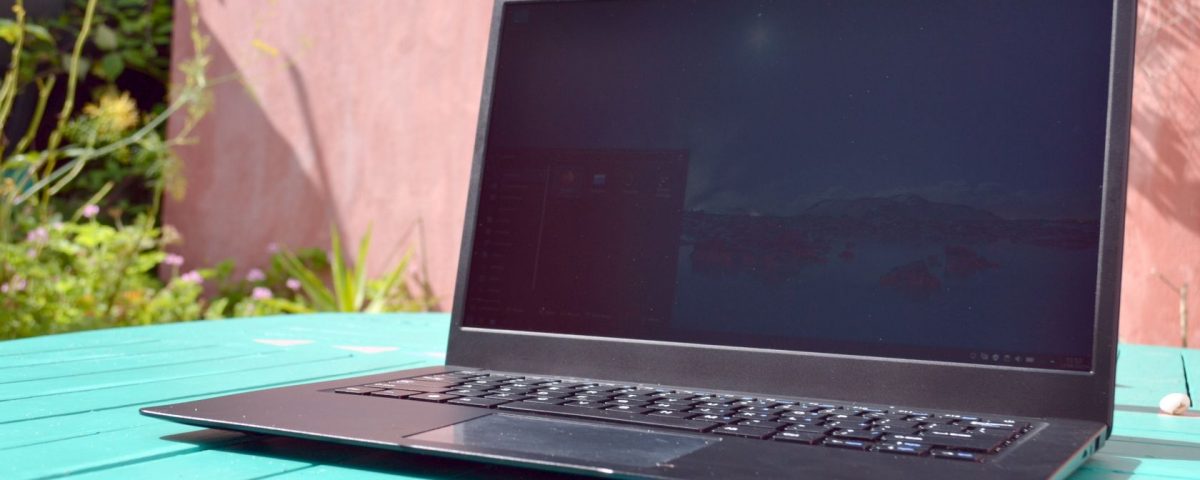 Pinebook Pro Review: A FOSS Laptop That Doesn't Suck | Servicio